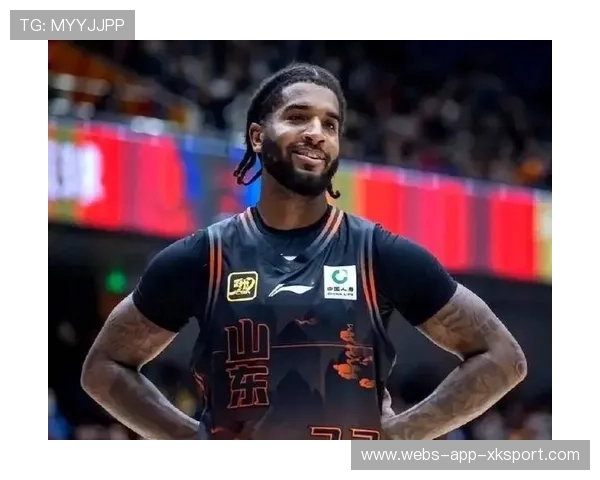 【CBA爆发瞬间：外援怒摔球衣引发热议，体育激情背后的故事】